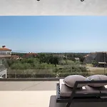 Villa Leola *