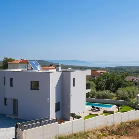 Leola Villa Ližnjan