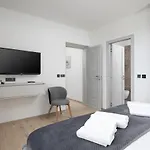 Villa Leola *