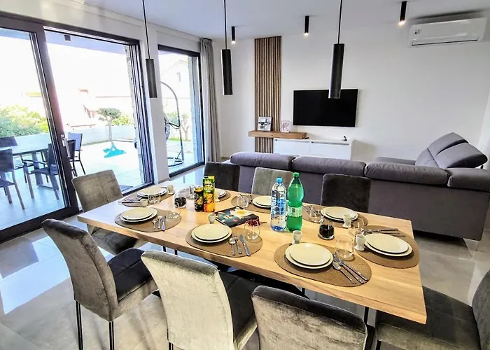 Leola Villa Ližnjan